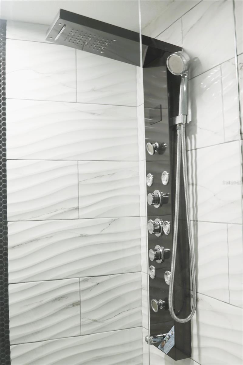 4036 CORTEZ DR #A, TAMPA, FL, 33614