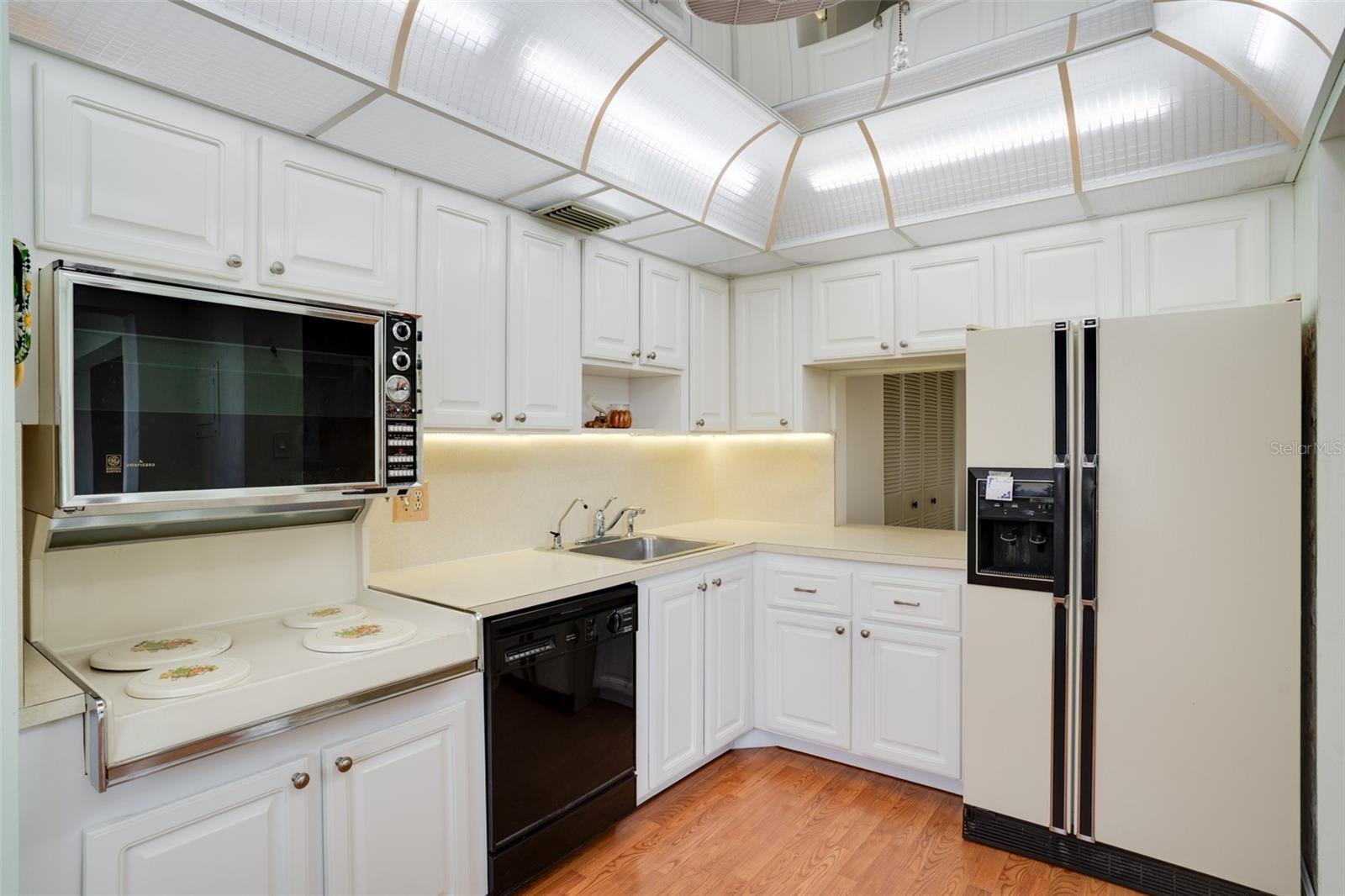 6960 20TH AVE N #405, ST PETERSBURG, FL, 33710