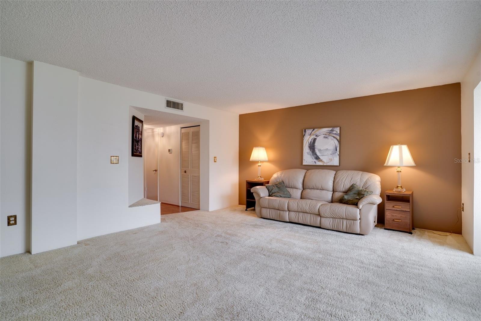 6960 20TH AVE N #405, ST PETERSBURG, FL, 33710