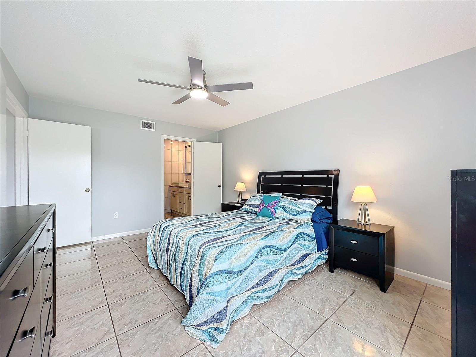 1302 STEARMAN CT #1, ORLANDO, FL, 32825