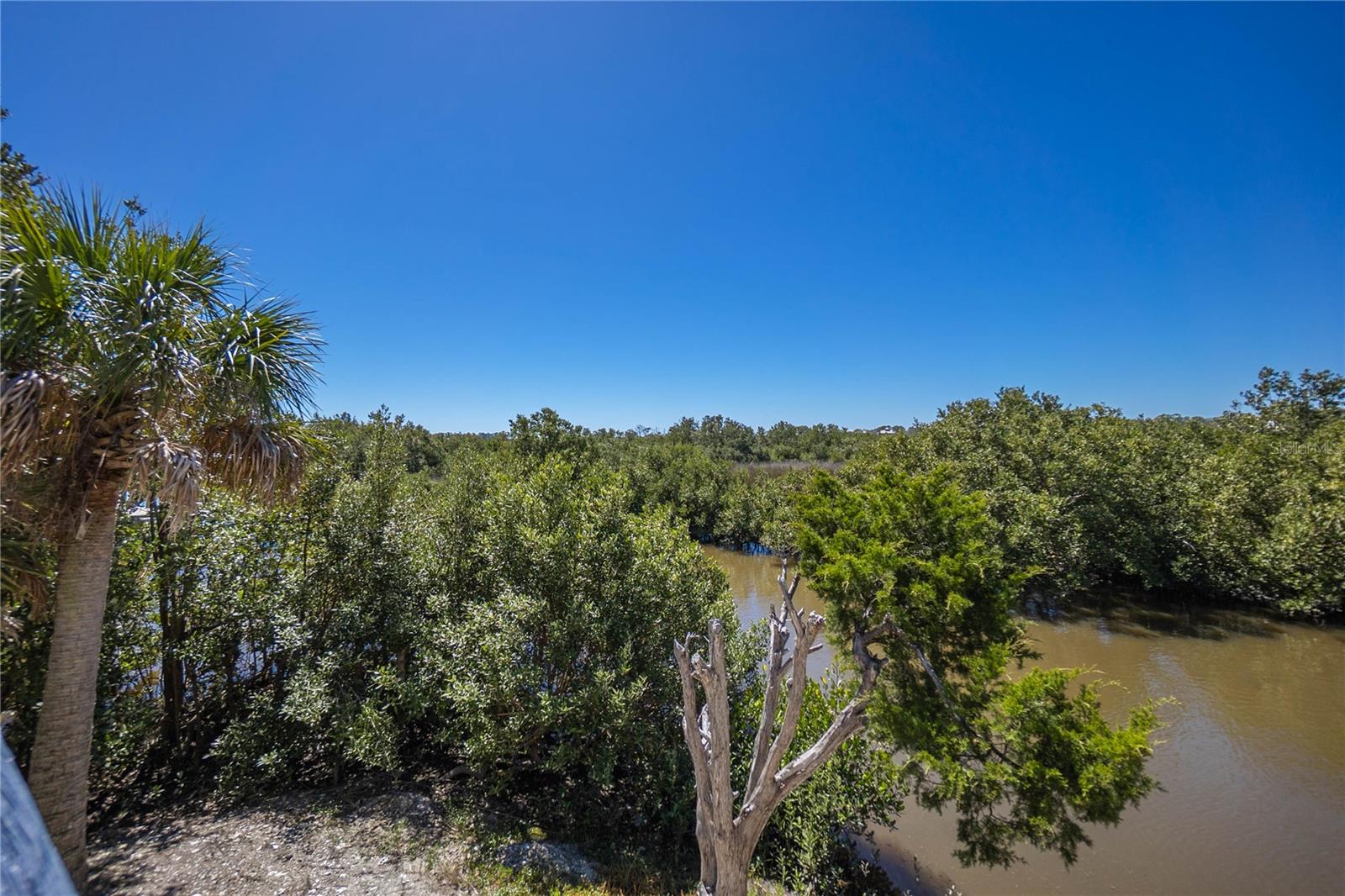 16490 SW INDIANA AVE, CEDAR KEY, FL, 32625