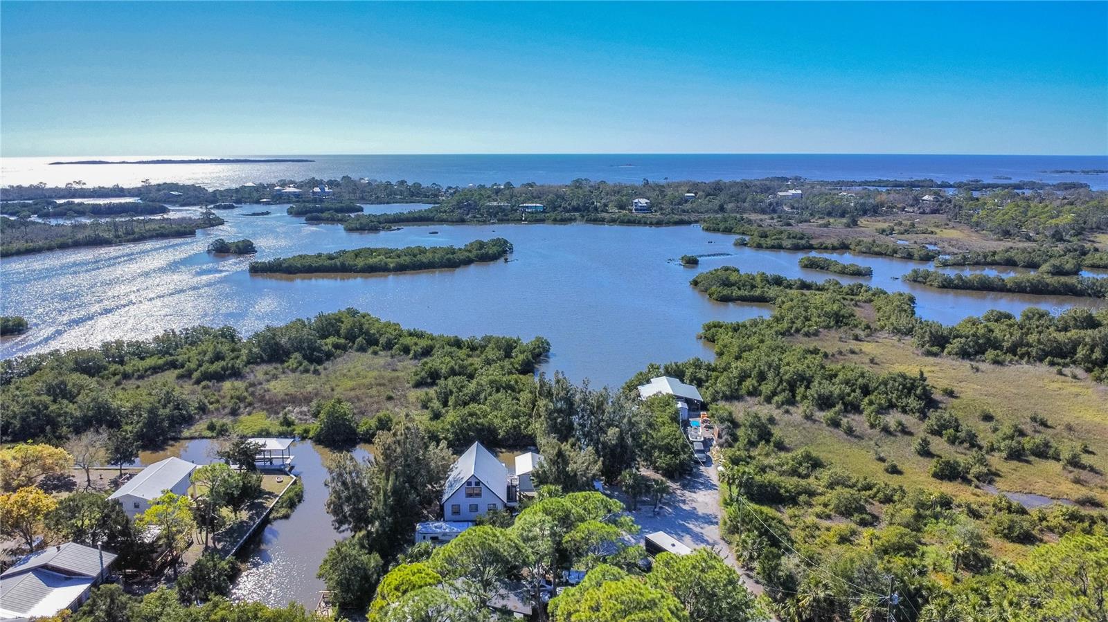 16490 SW INDIANA AVE, CEDAR KEY, FL, 32625