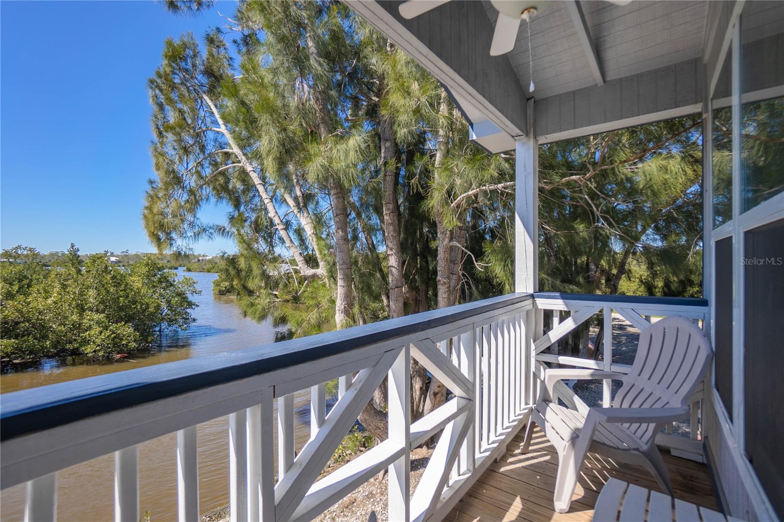 16490 SW INDIANA AVE, CEDAR KEY, FL, 32625