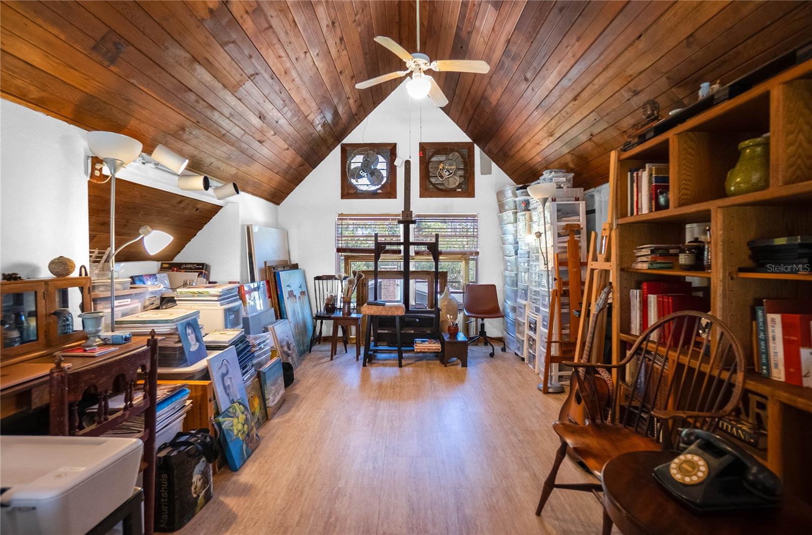 16490 SW INDIANA AVE, CEDAR KEY, FL, 32625