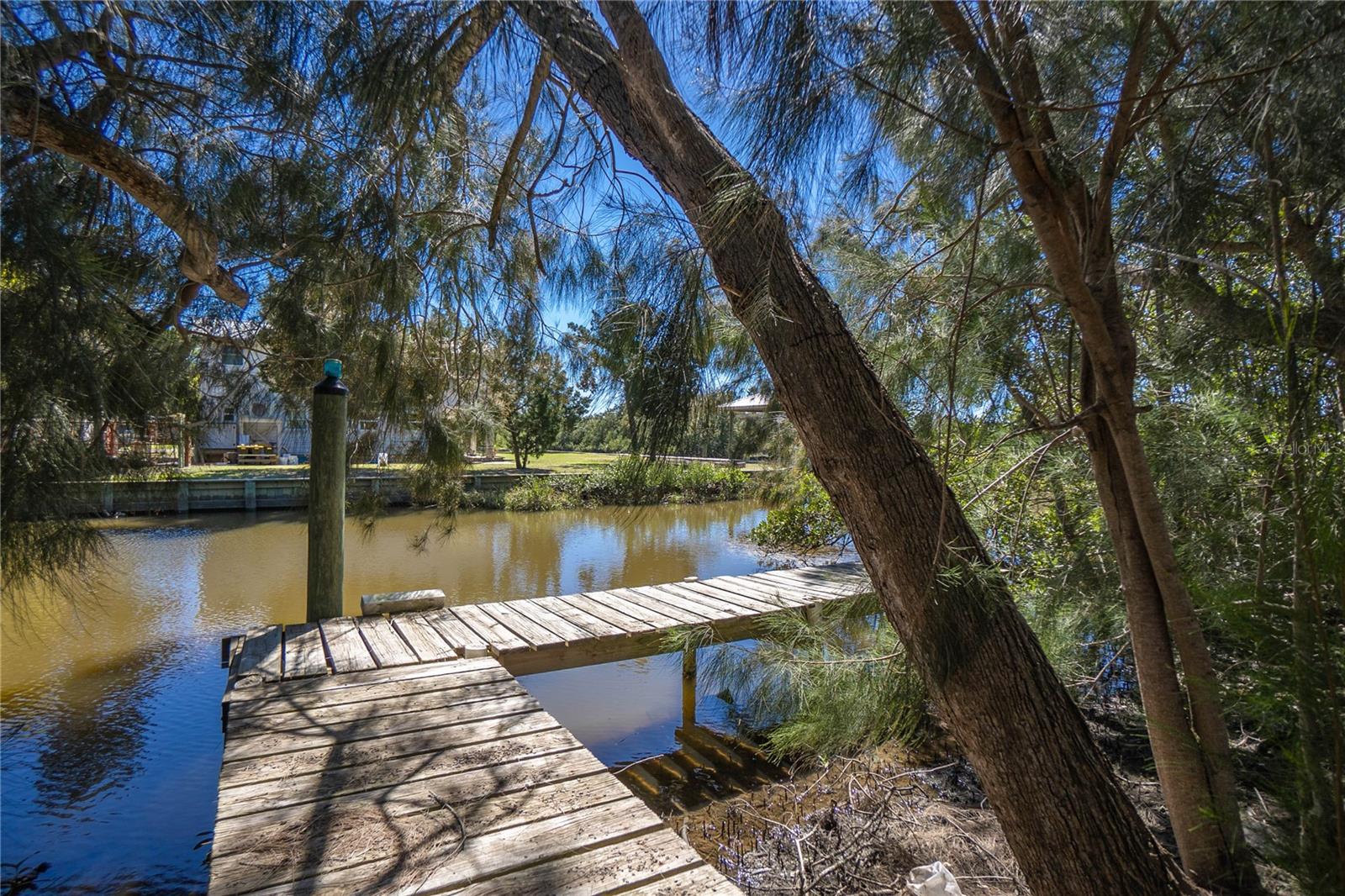 16490 SW INDIANA AVE, CEDAR KEY, FL, 32625