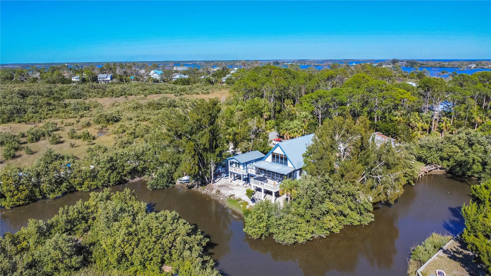 16490 SW INDIANA AVE, CEDAR KEY, FL, 32625