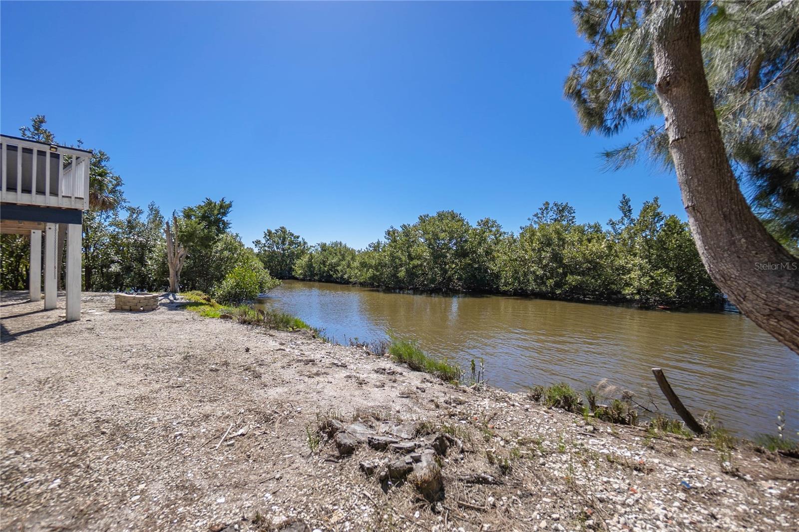 16490 SW INDIANA AVE, CEDAR KEY, FL, 32625