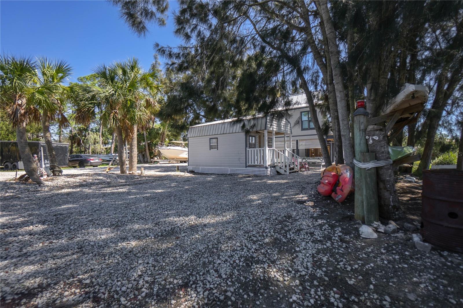 16490 SW INDIANA AVE, CEDAR KEY, FL, 32625