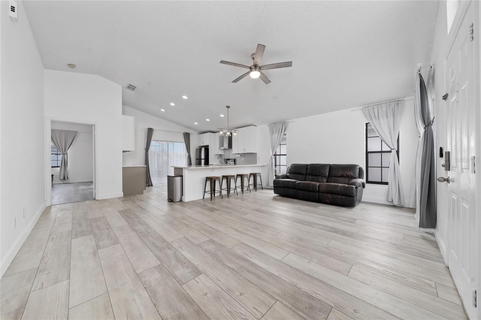 11320 PINK BLOSSOM CT, ORLANDO, FL, 32821