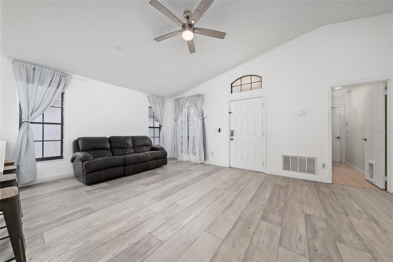 11320 PINK BLOSSOM CT, ORLANDO, FL, 32821