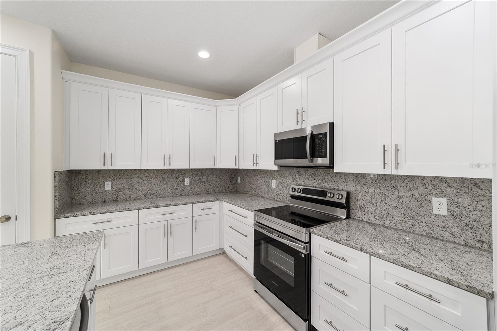 3742 SE 131ST PL, BELLEVIEW, FL, 34420