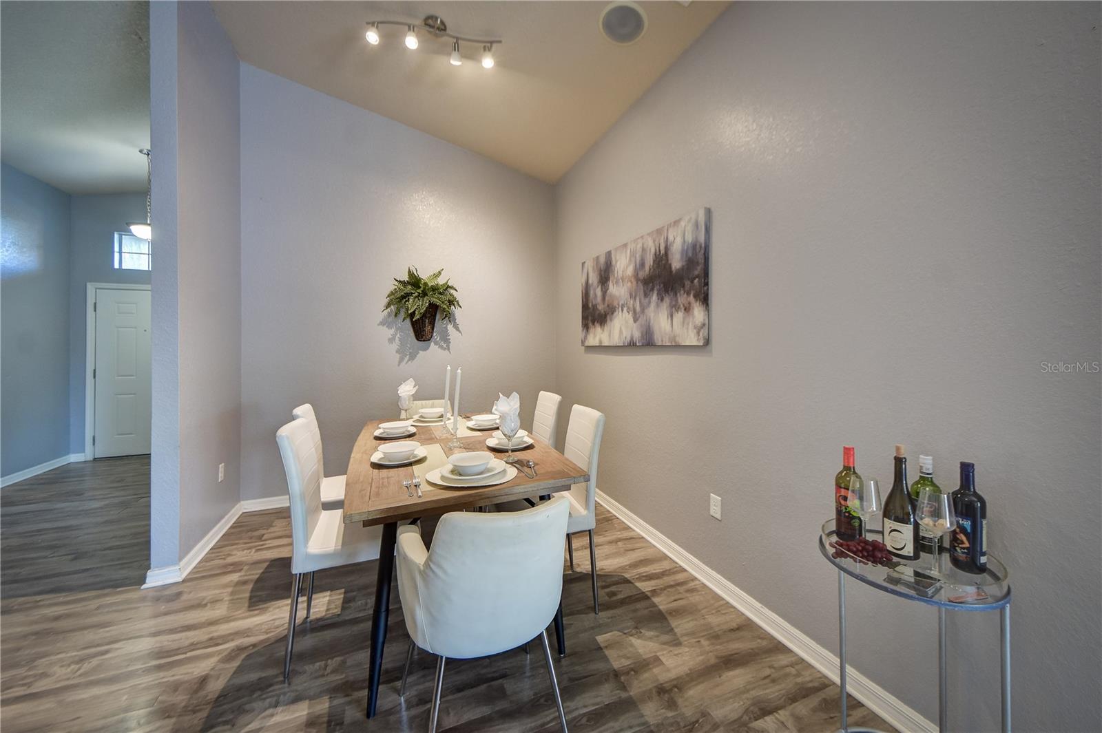 11213 SOUTHWIND LAKE DR, GIBSONTON, FL, 33534