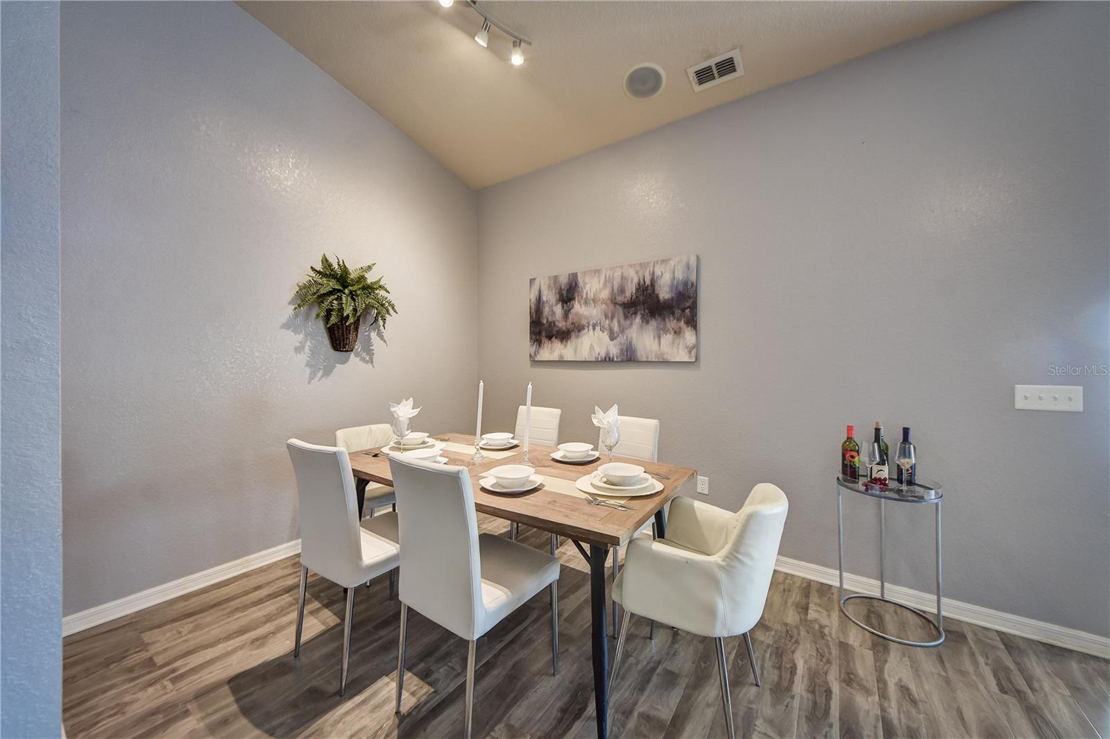 11213 SOUTHWIND LAKE DR, GIBSONTON, FL, 33534