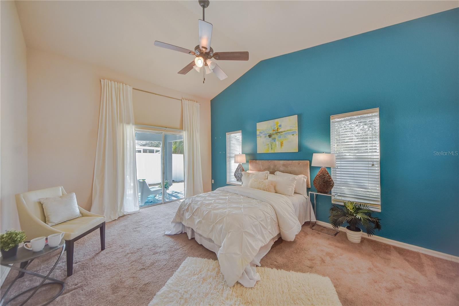 11213 SOUTHWIND LAKE DR, GIBSONTON, FL, 33534