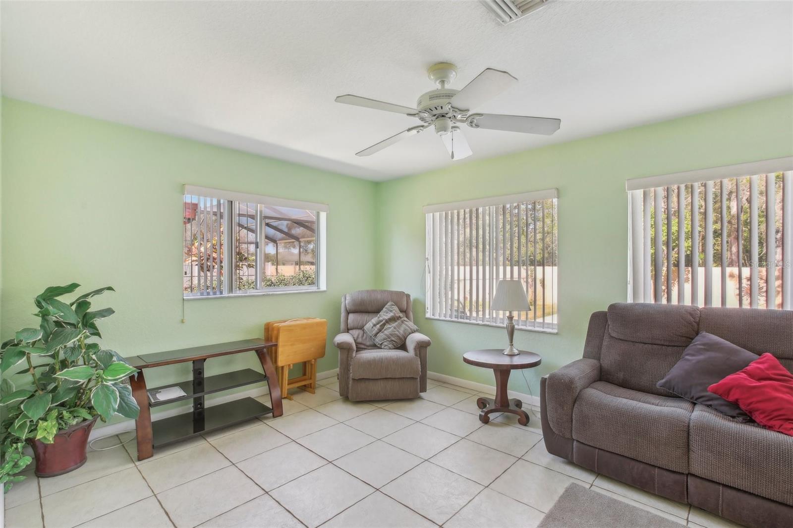 2717 WARWICK TER, PALM HARBOR, FL, 34685
