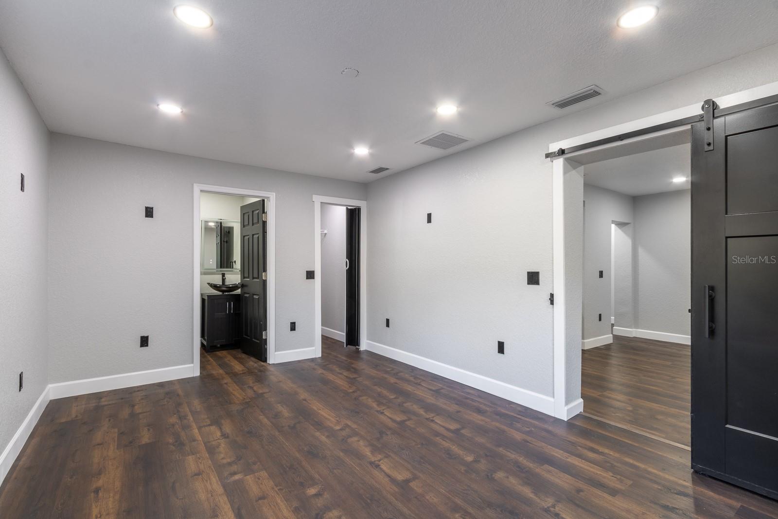 1111 SE 6TH AVE, GAINESVILLE, FL, 32601