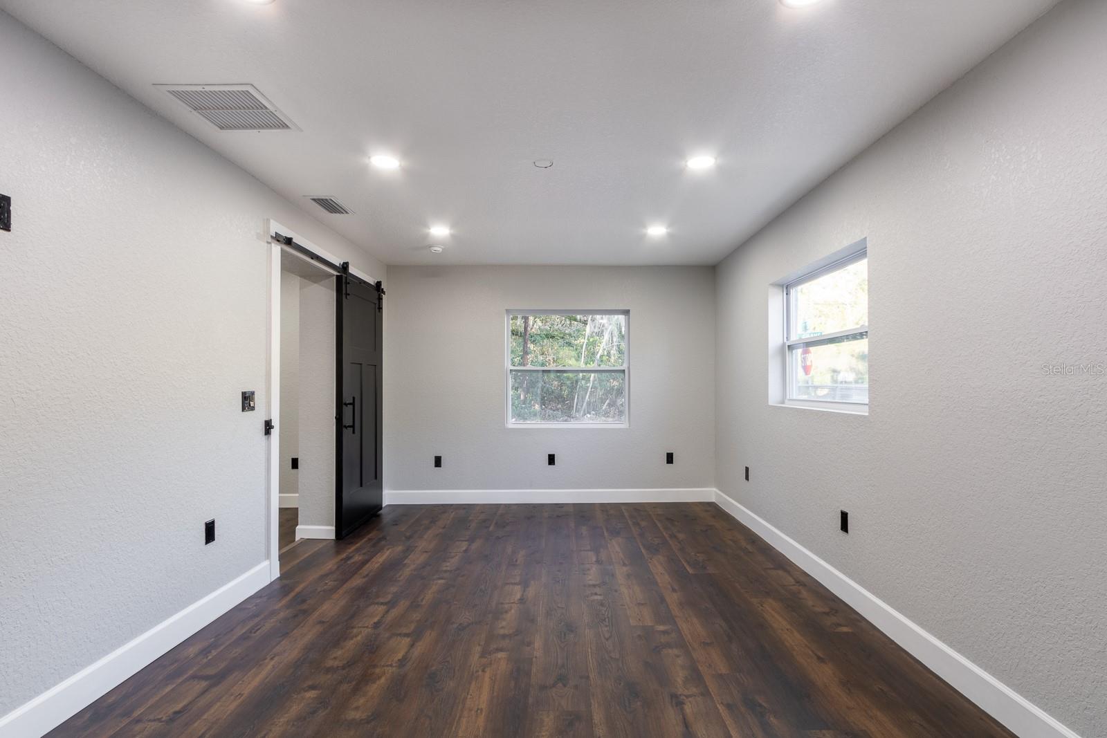 1111 SE 6TH AVE, GAINESVILLE, FL, 32601
