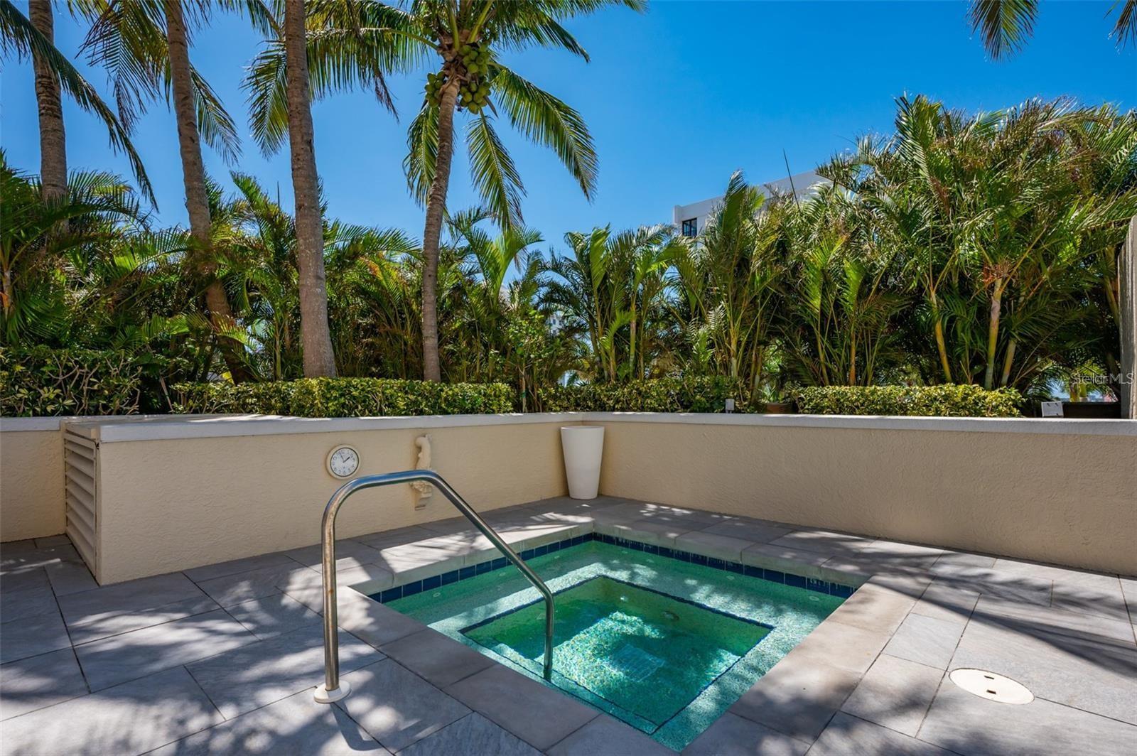 A4641708 Property Photo