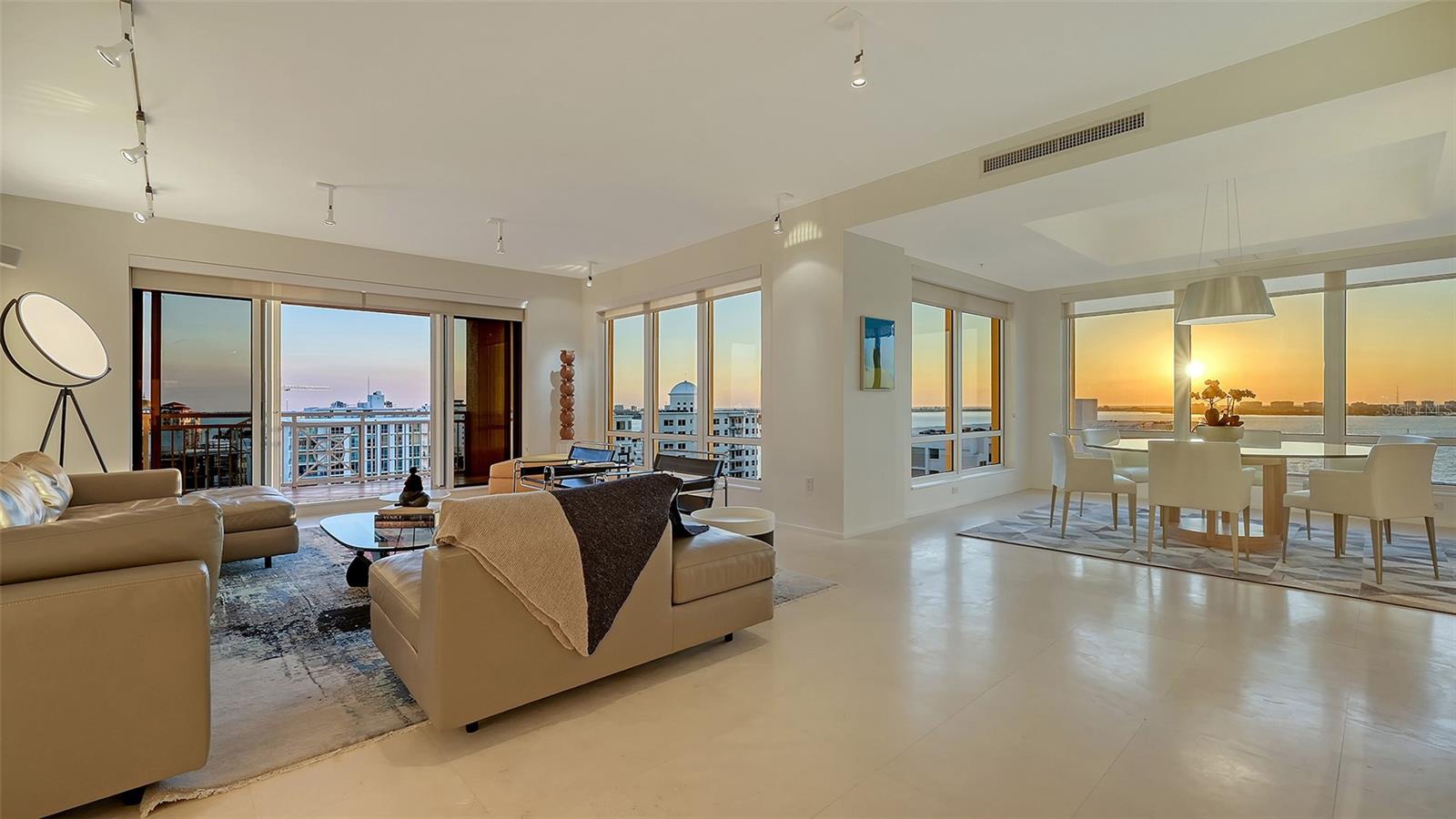 A4641708 Property Photo