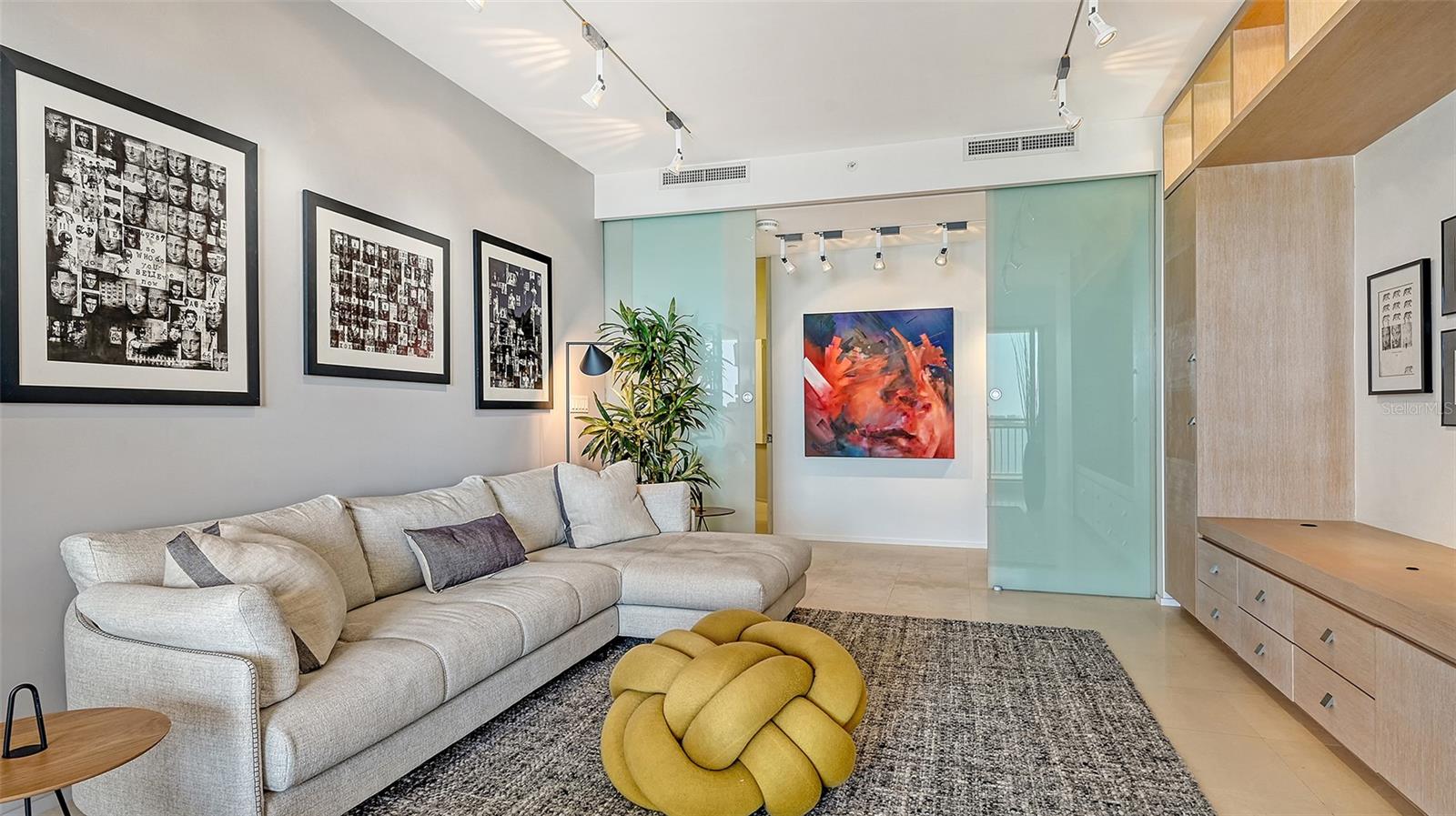 A4641708 Property Photo