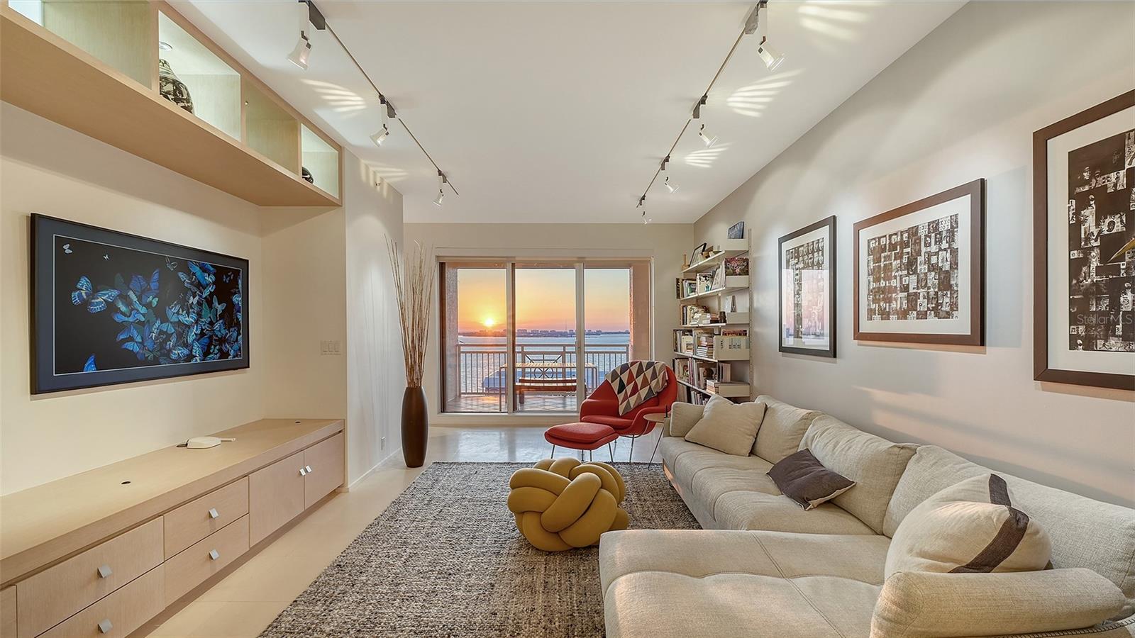 A4641708 Property Photo