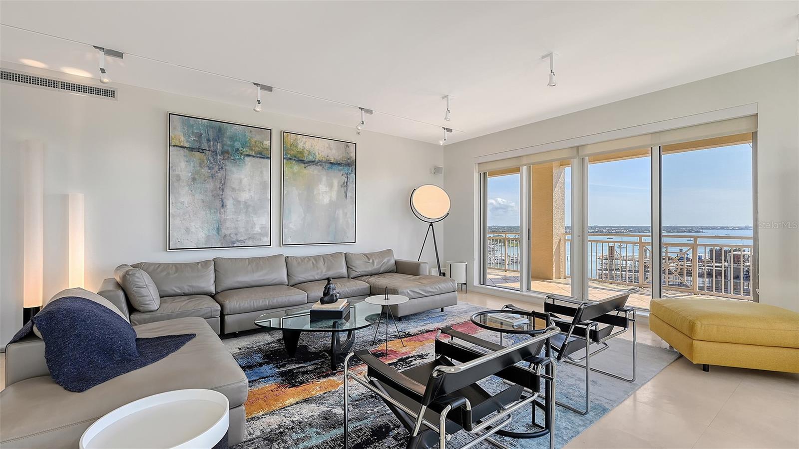 A4641708 Property Photo