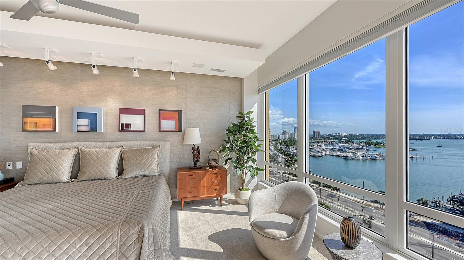 A4641708 Property Photo