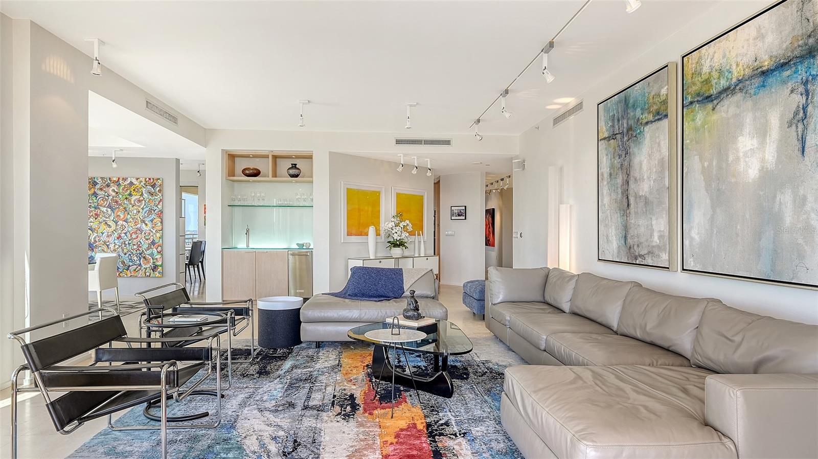 A4641708 Property Photo