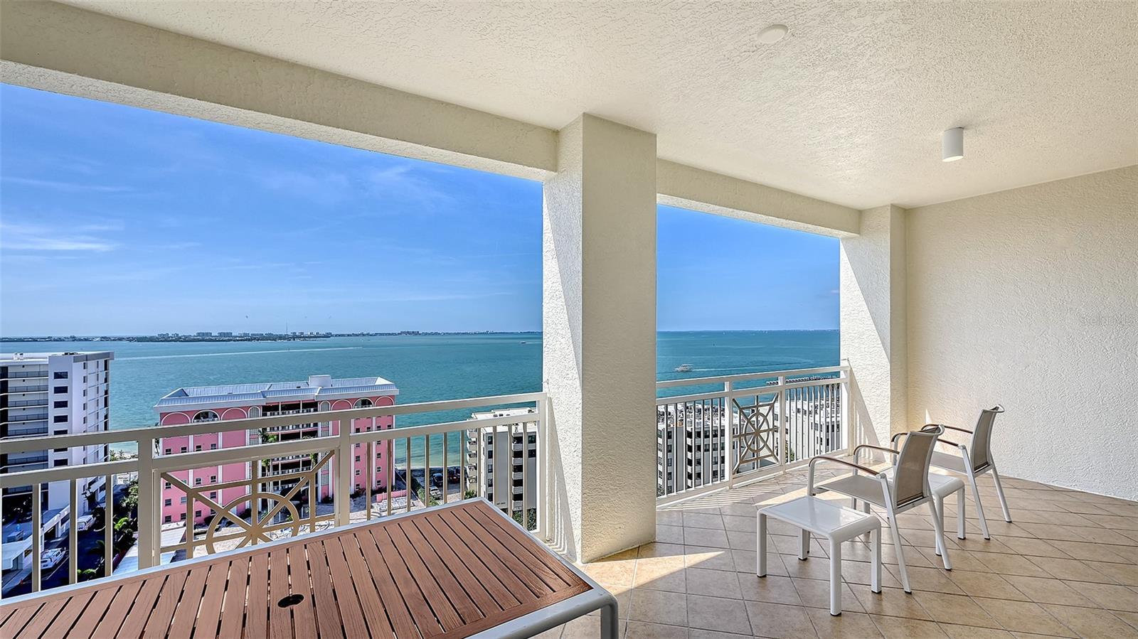 A4641708 Property Photo