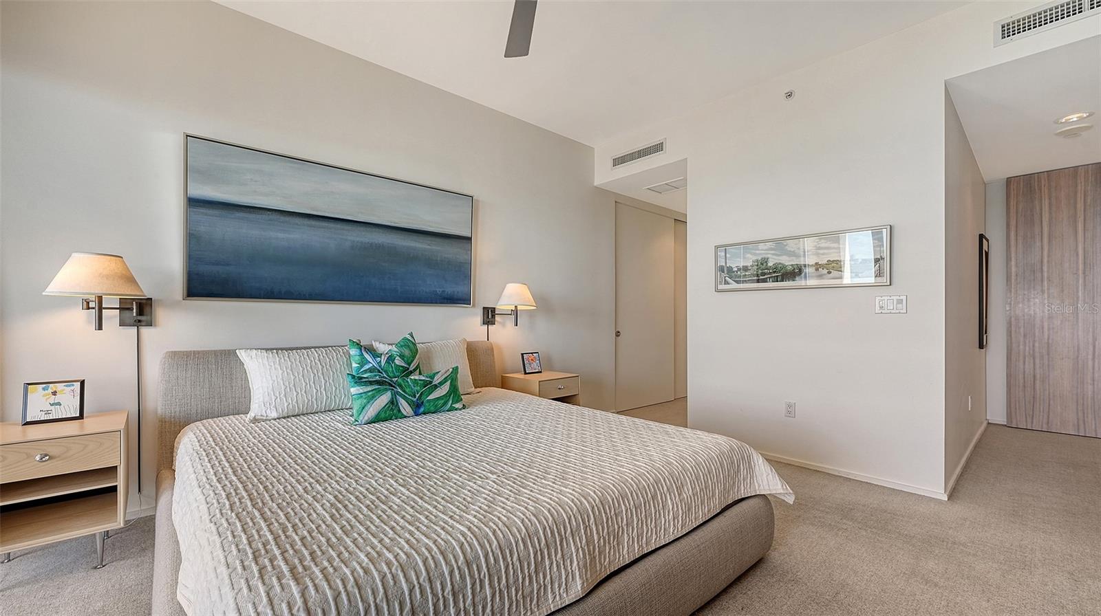 A4641708 Property Photo