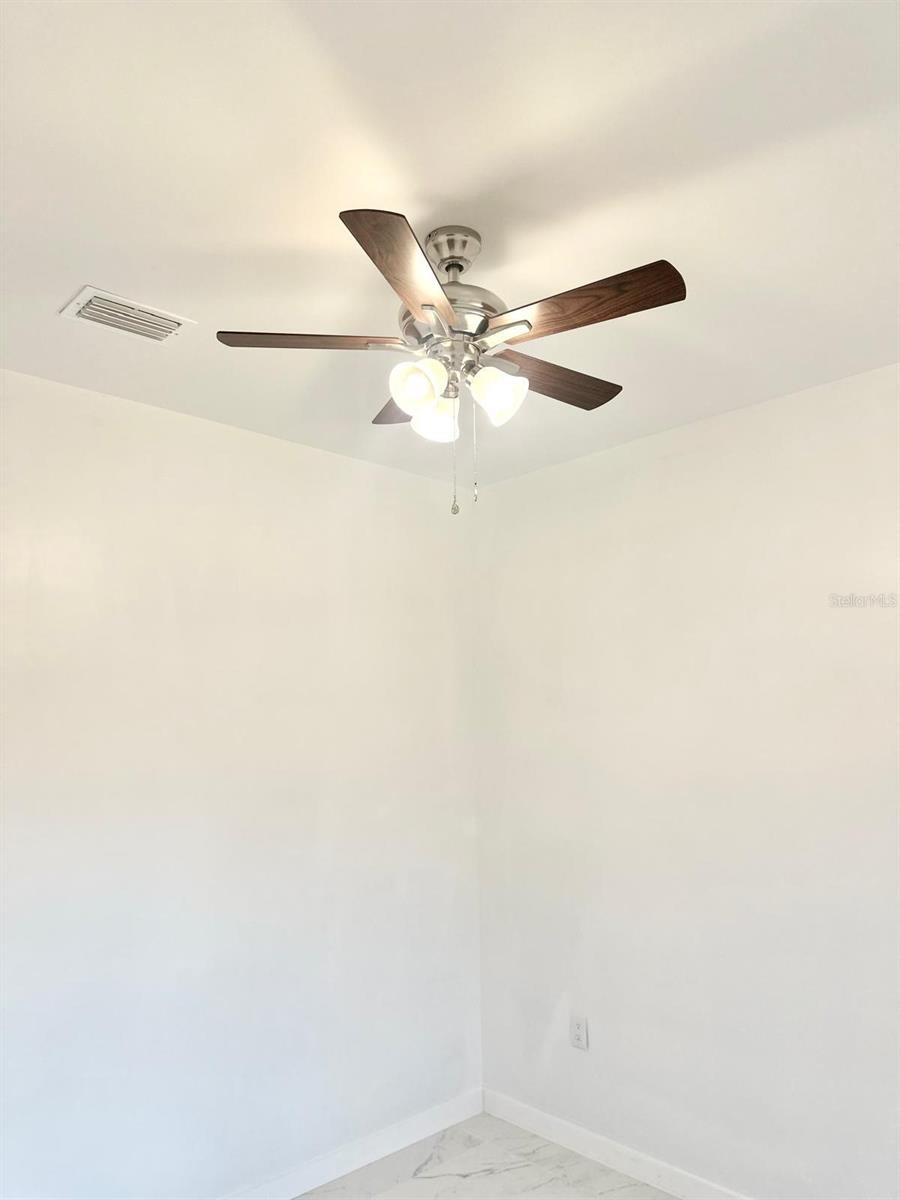 1890 NE 155TH CT, WILLISTON, FL, 32696