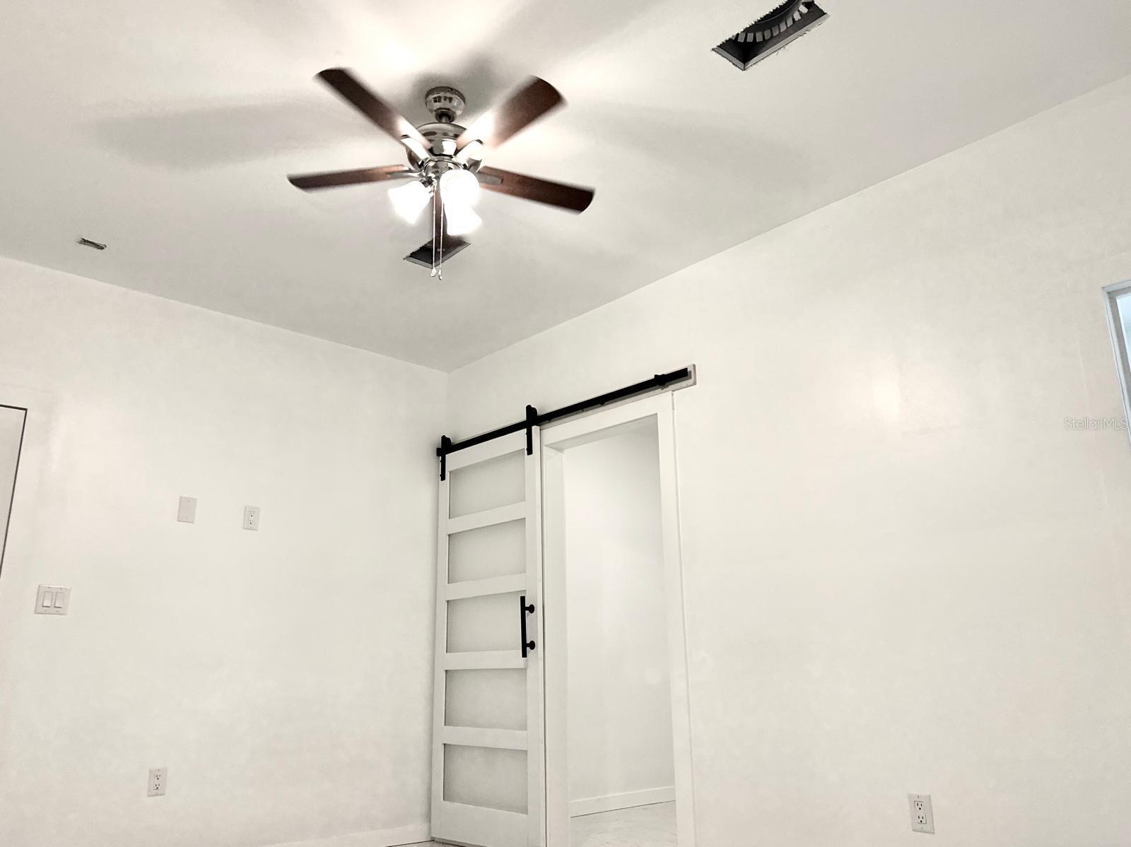 1890 NE 155TH CT, WILLISTON, FL, 32696