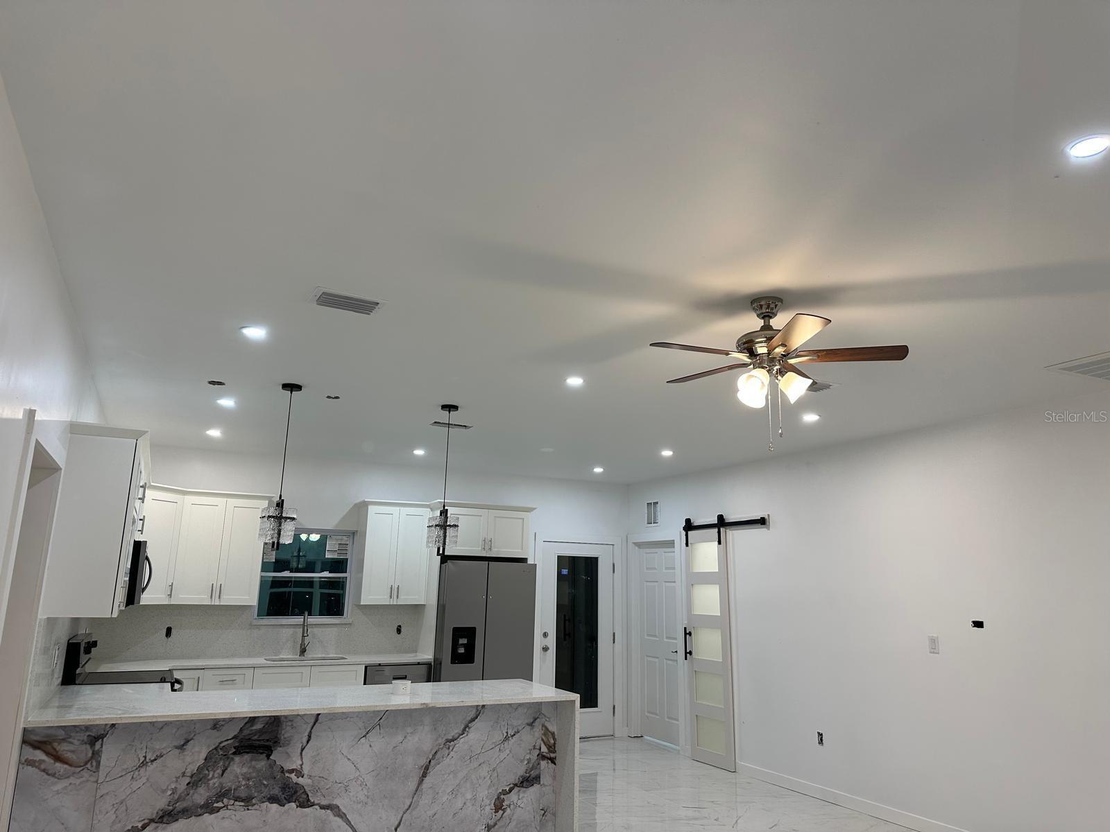 1890 NE 155TH CT, WILLISTON, FL, 32696