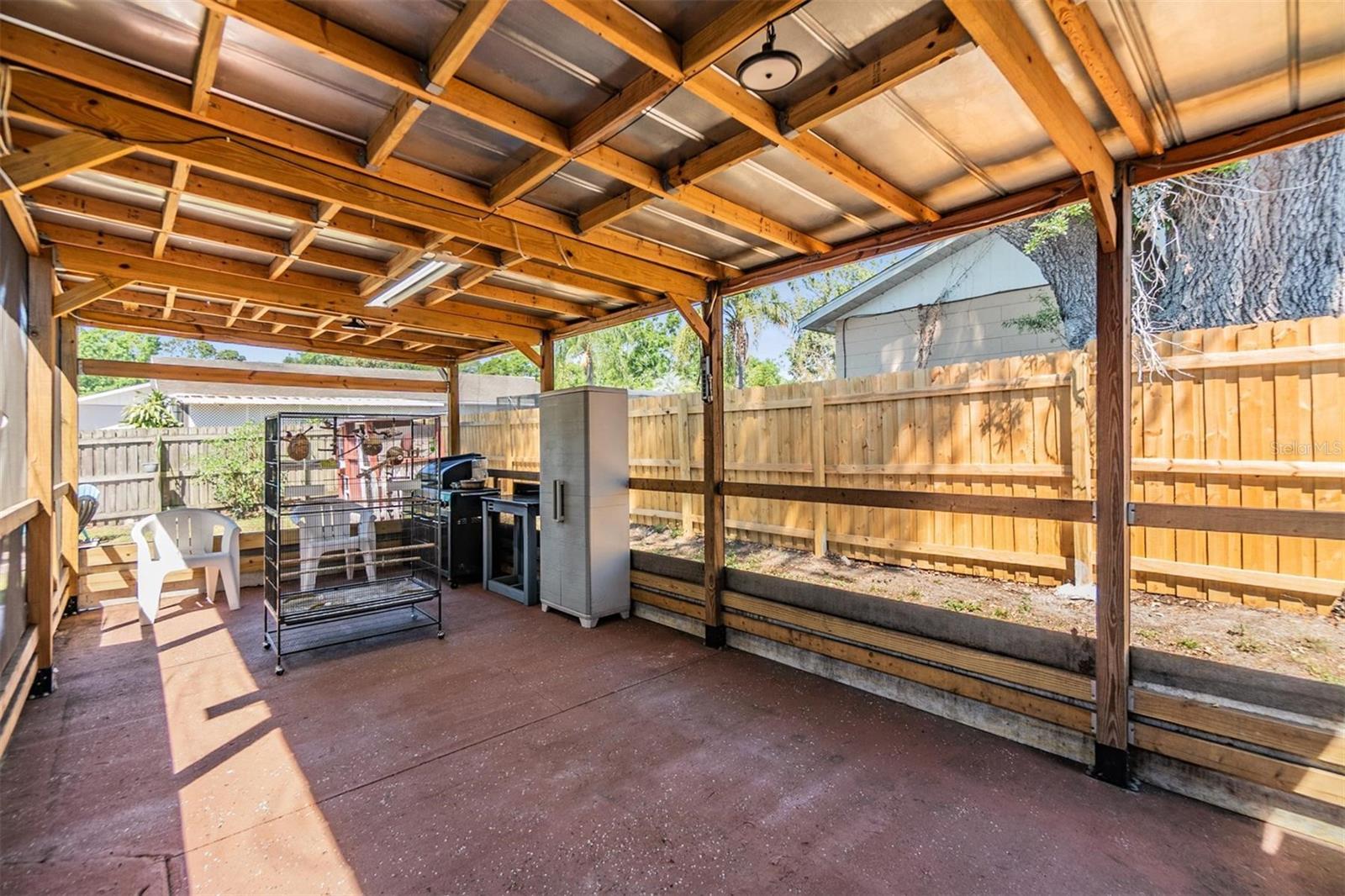 321 BRANDYWINE DR, VALRICO, FL, 33594