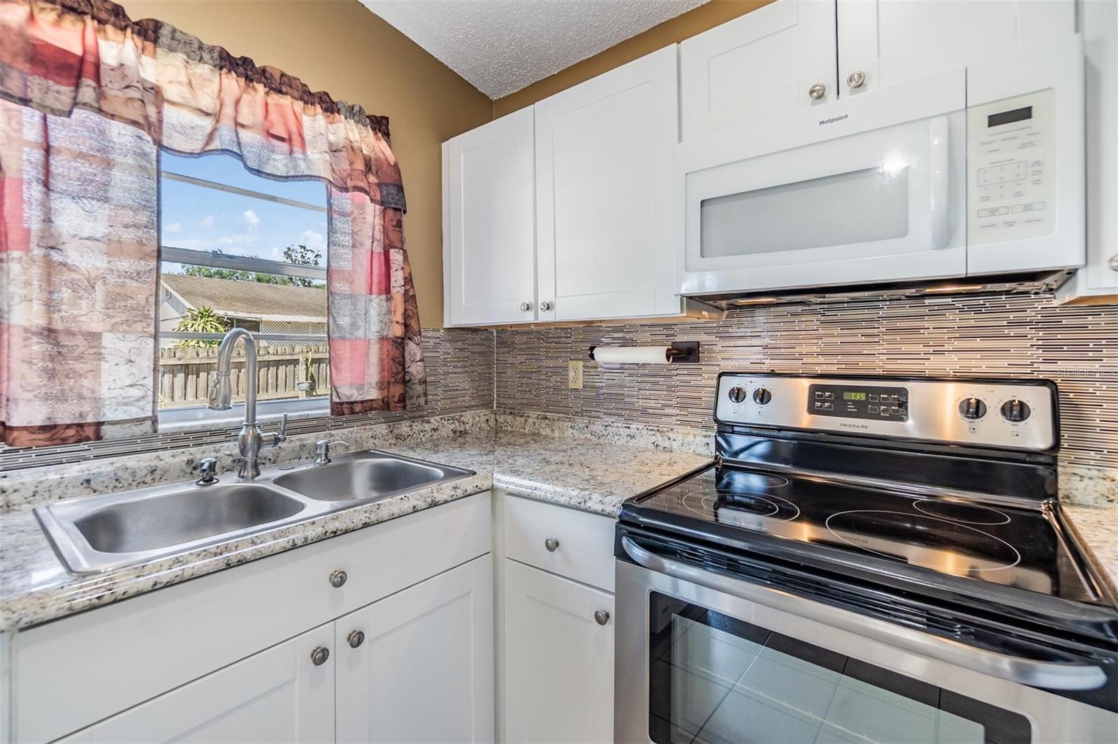 321 BRANDYWINE DR, VALRICO, FL, 33594