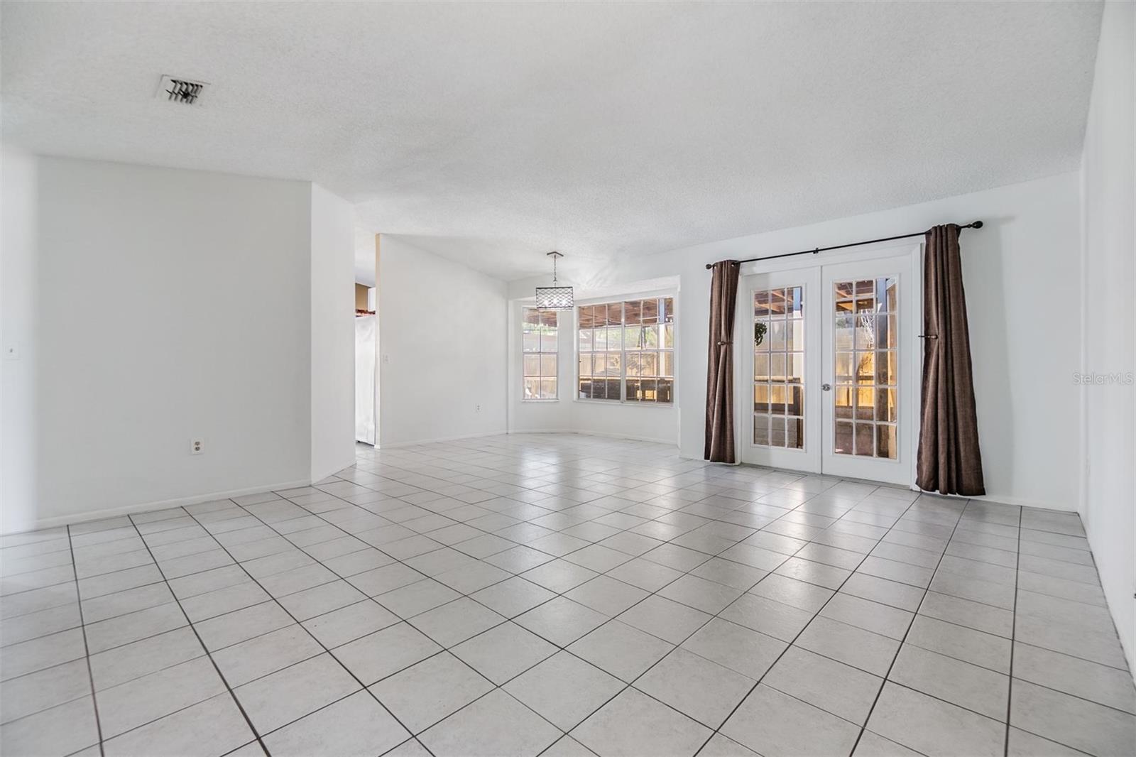 321 BRANDYWINE DR, VALRICO, FL, 33594