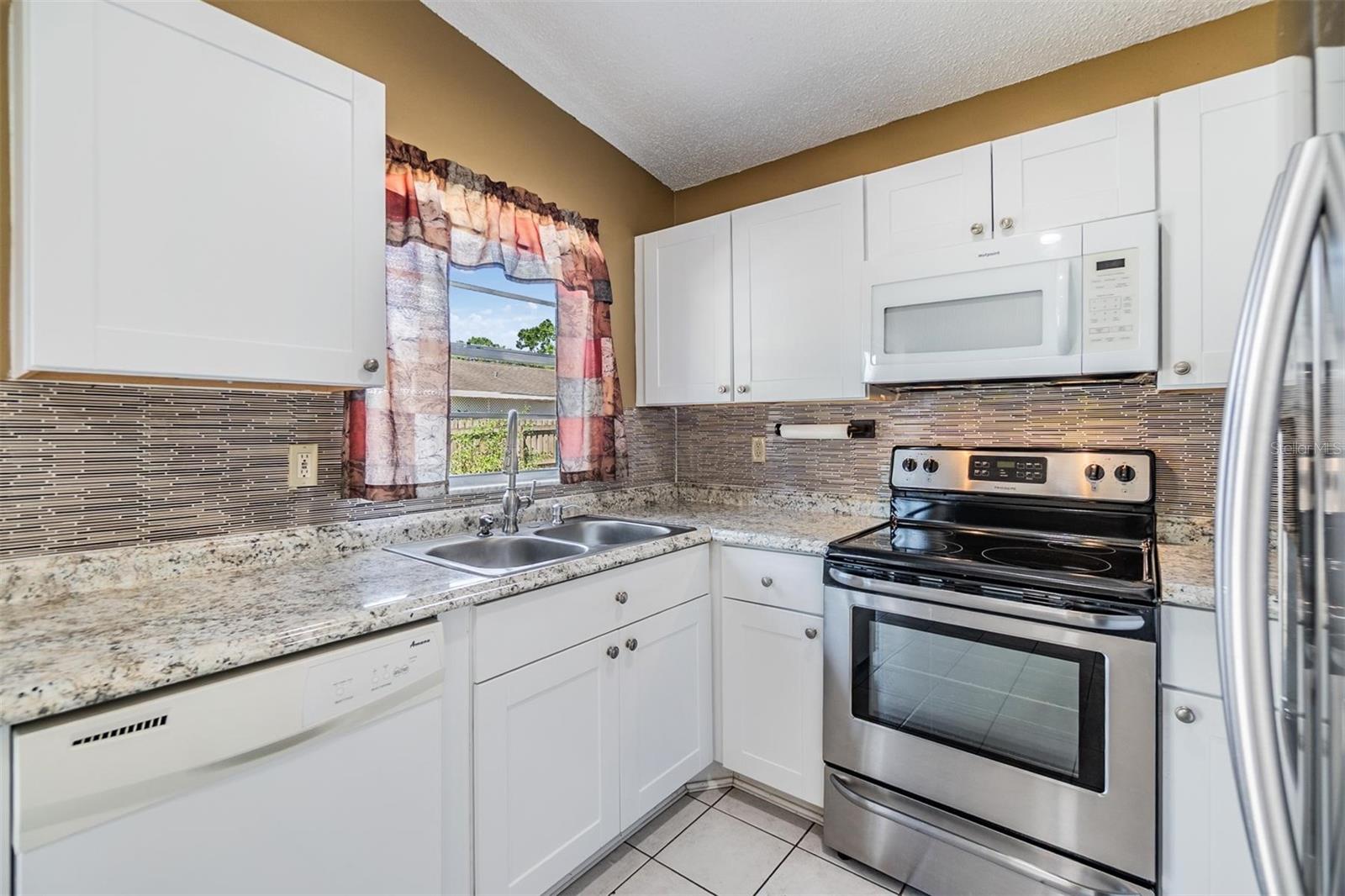 321 BRANDYWINE DR, VALRICO, FL, 33594