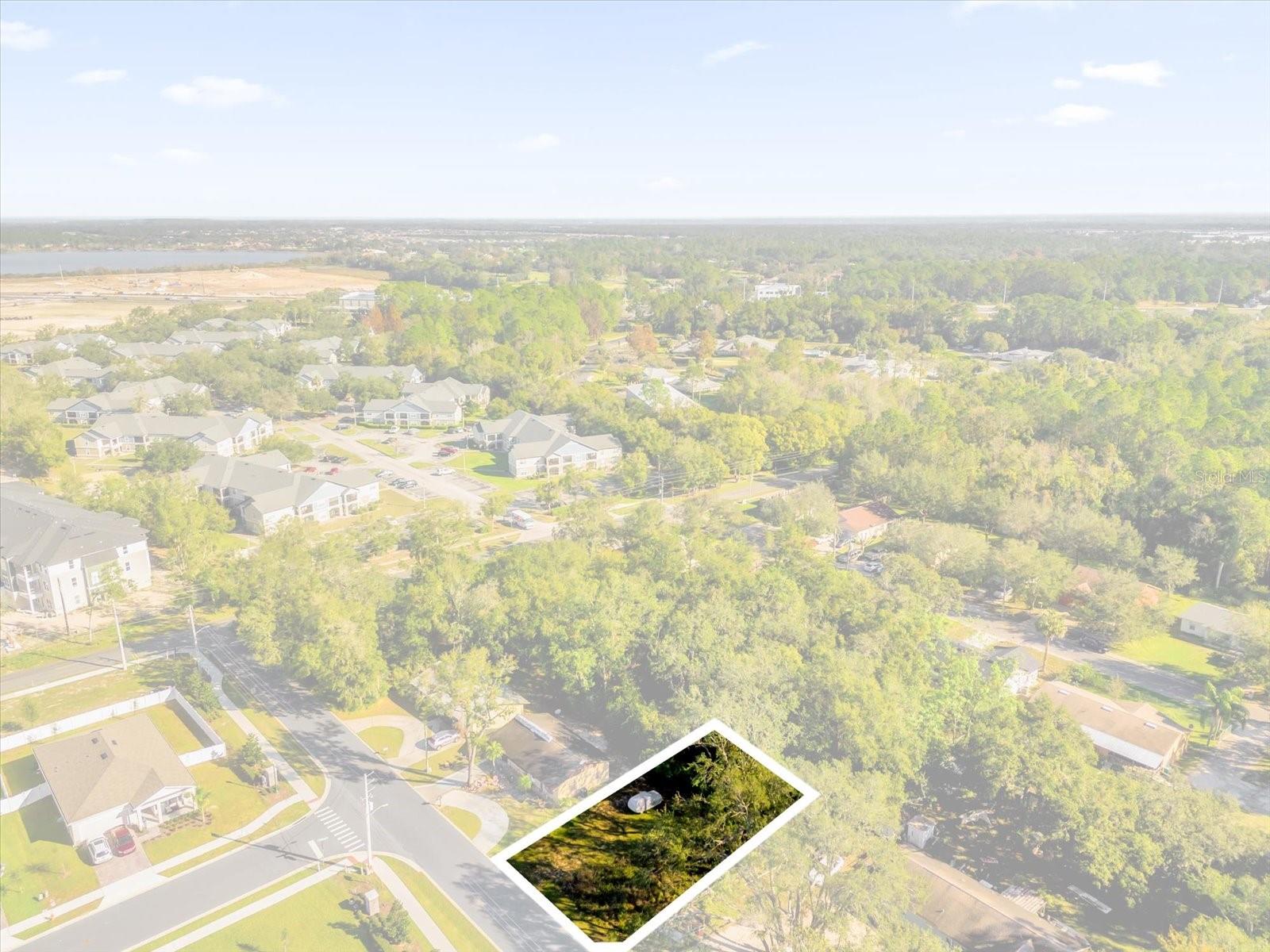 2030 N HIGHLAND ST, MOUNT DORA, FL, 32757