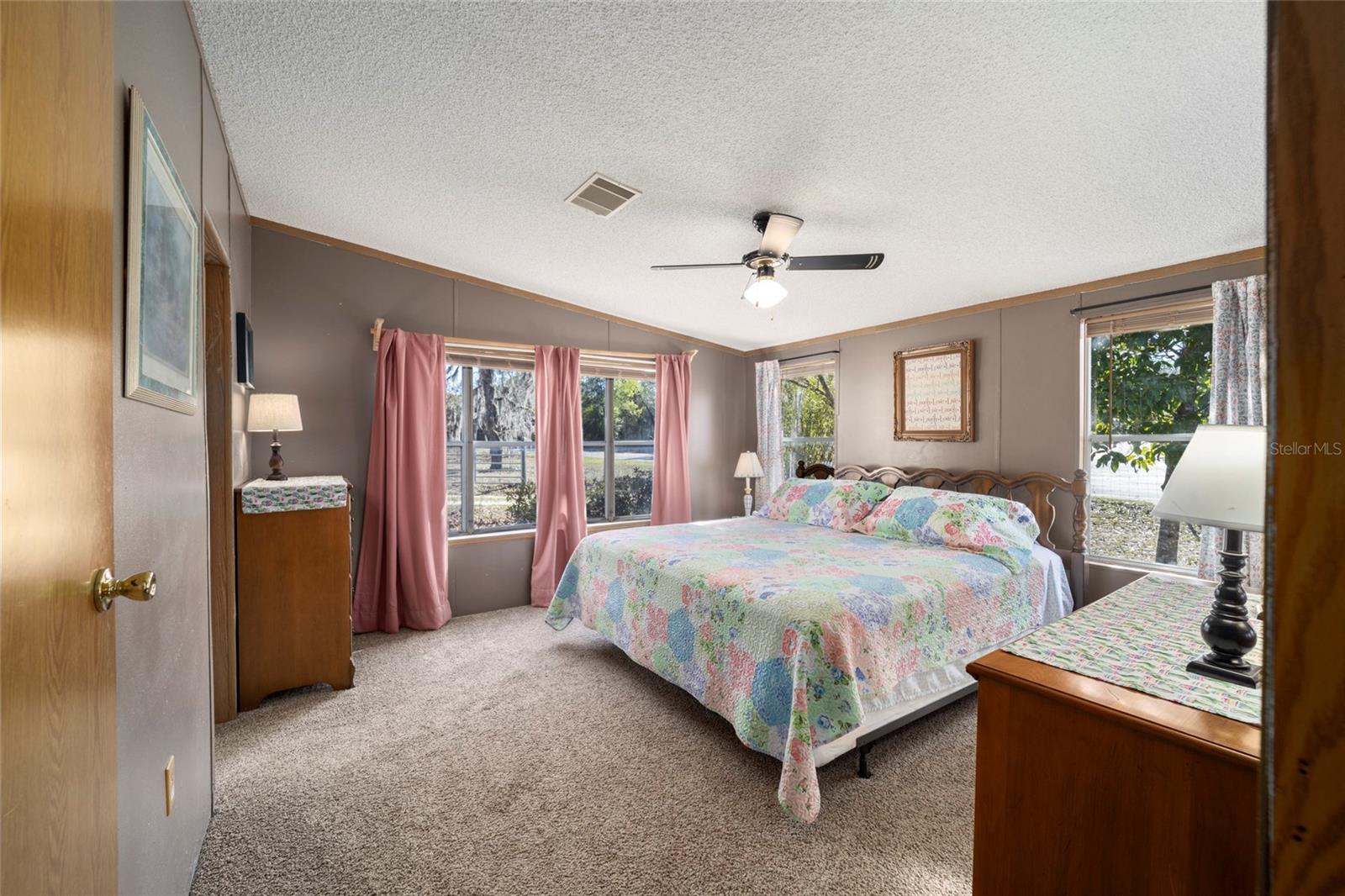 262 S COUNTY ROAD 21, HAWTHORNE, FL, 32640