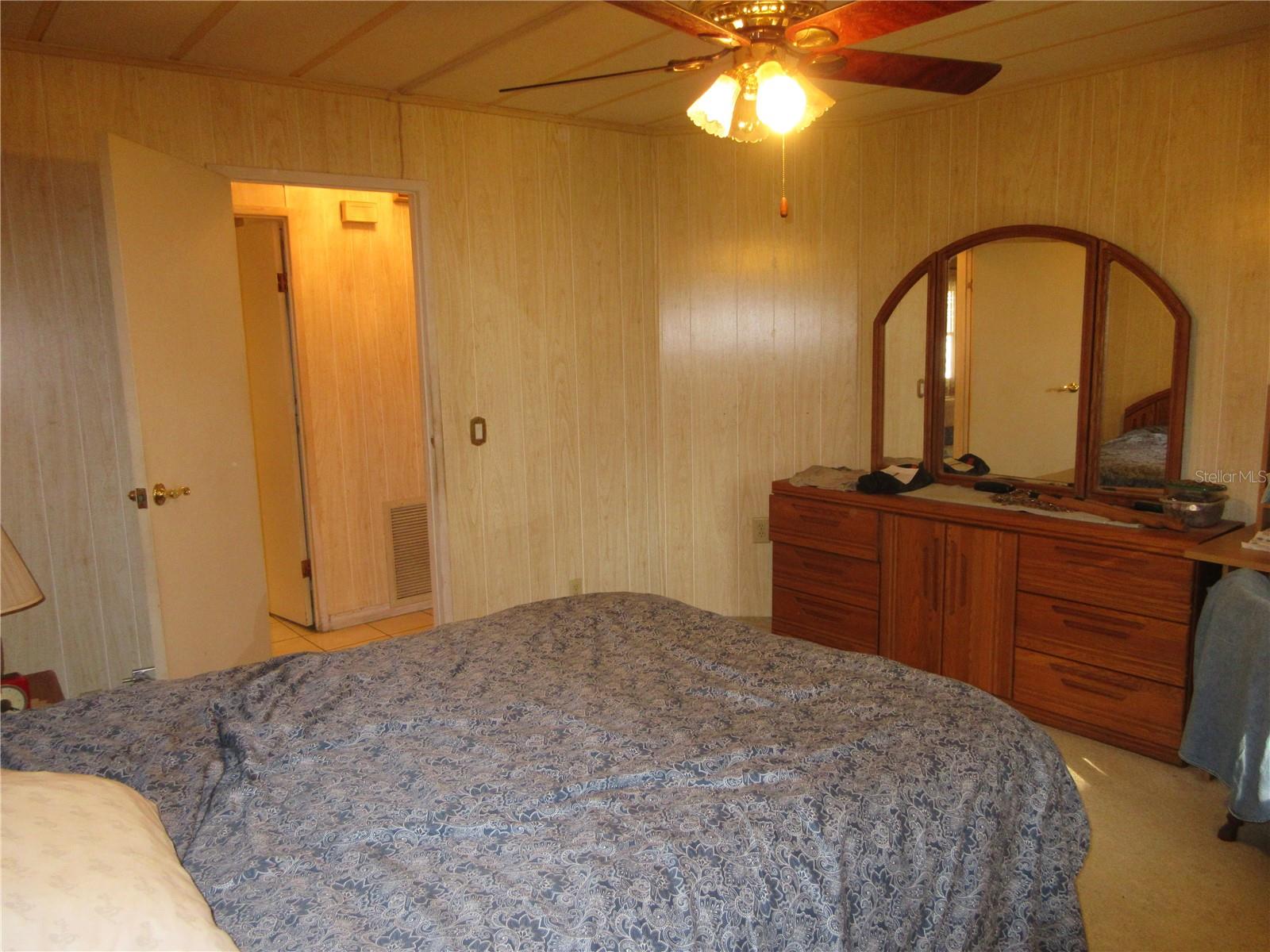 1605 SE 160TH CT, OCKLAWAHA, FL, 32179