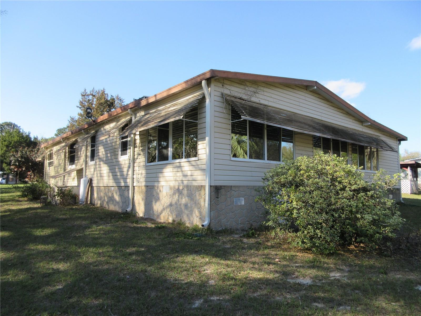 1605 SE 160TH CT, OCKLAWAHA, FL, 32179