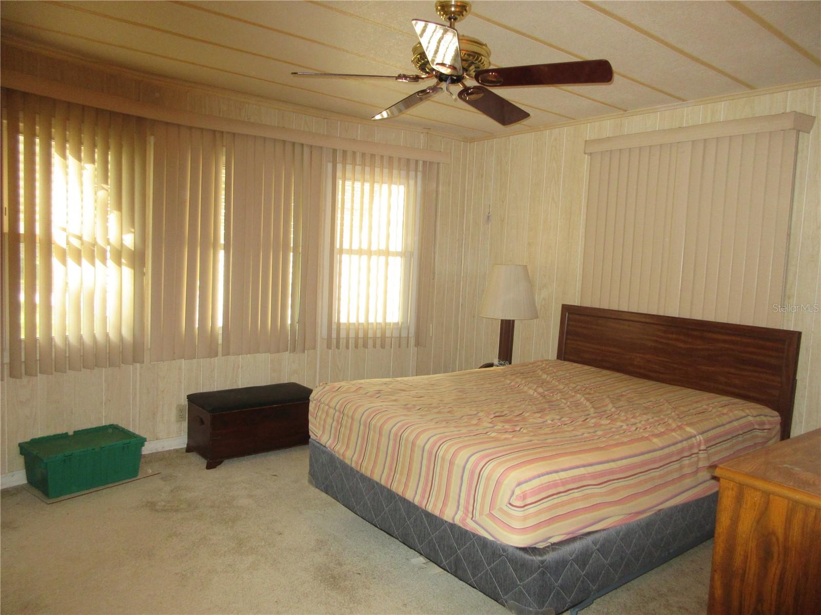 1605 SE 160TH CT, OCKLAWAHA, FL, 32179