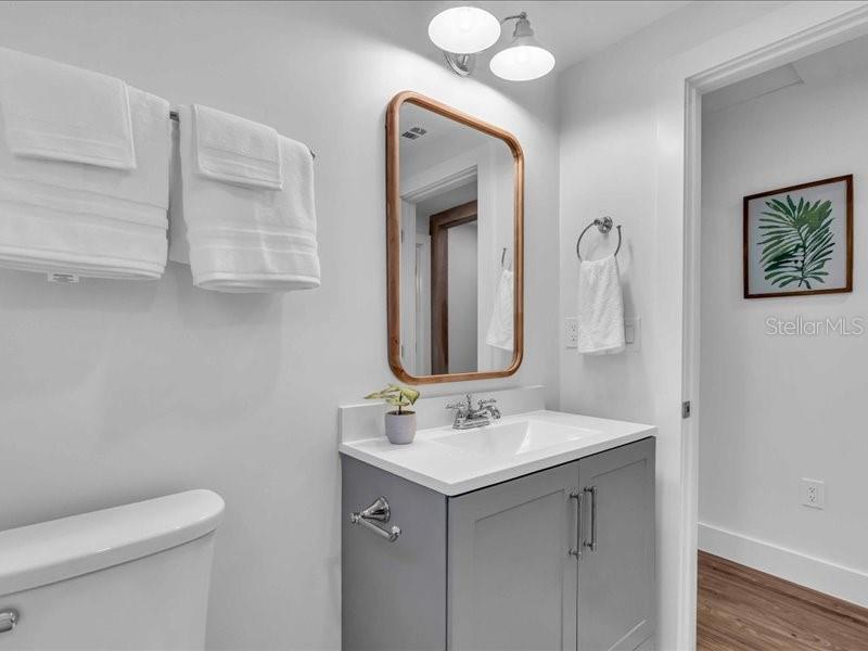 425 BRISTOL CT, SARASOTA, FL, 34237