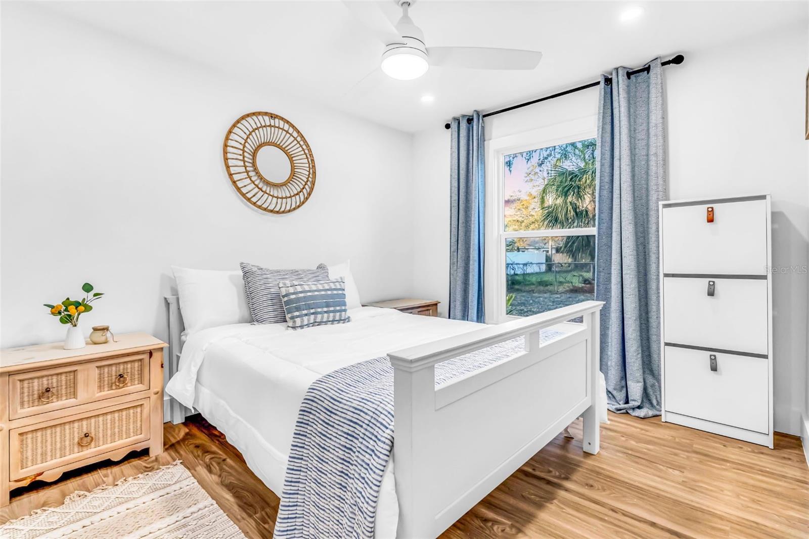 425 BRISTOL CT, SARASOTA, FL, 34237