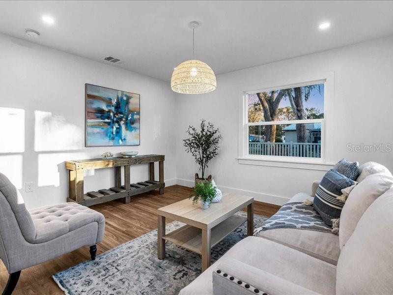 425 BRISTOL CT, SARASOTA, FL, 34237