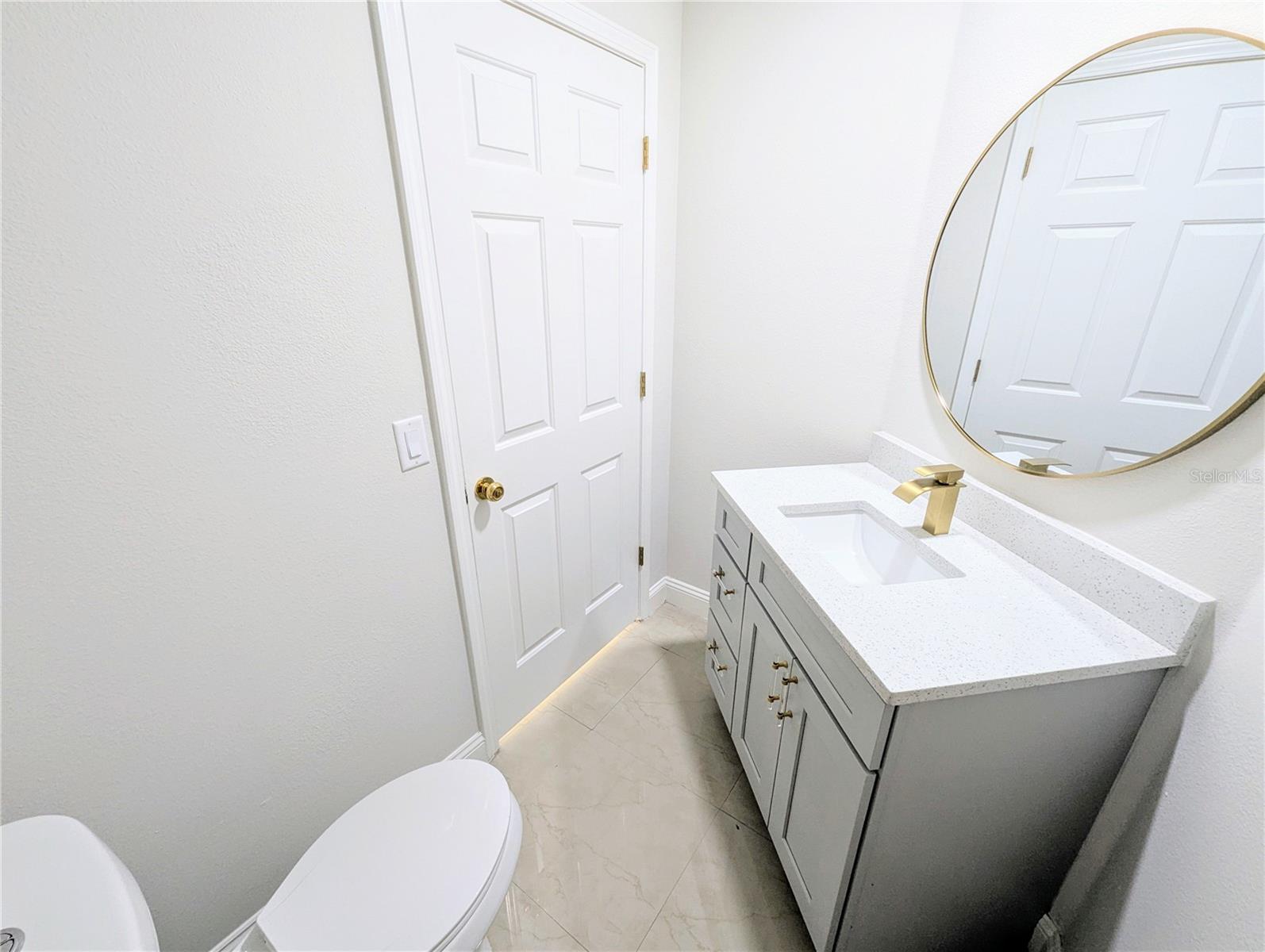 242 HARDCASTLE PL, VALRICO, FL, 33594