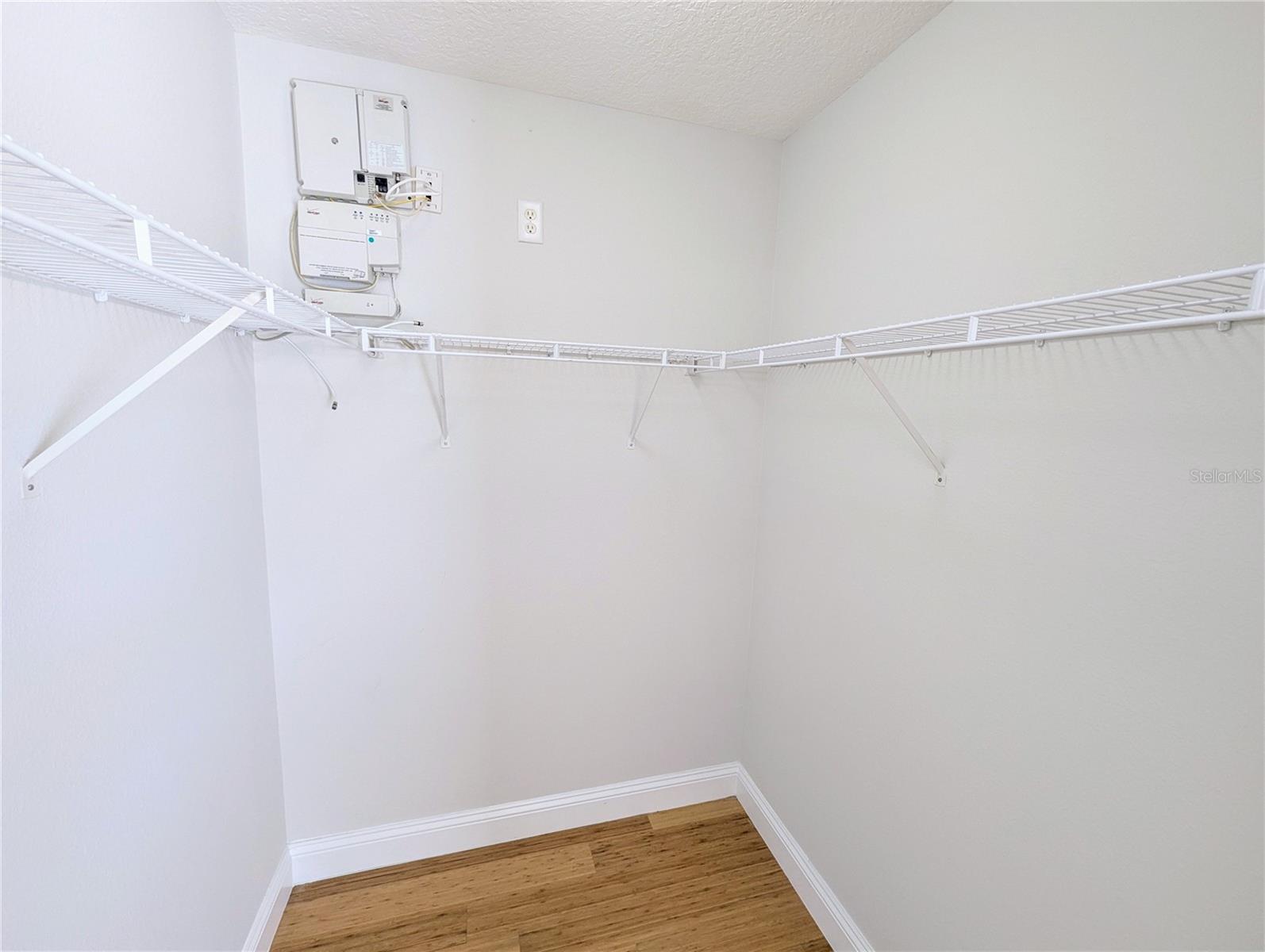 242 HARDCASTLE PL, VALRICO, FL, 33594