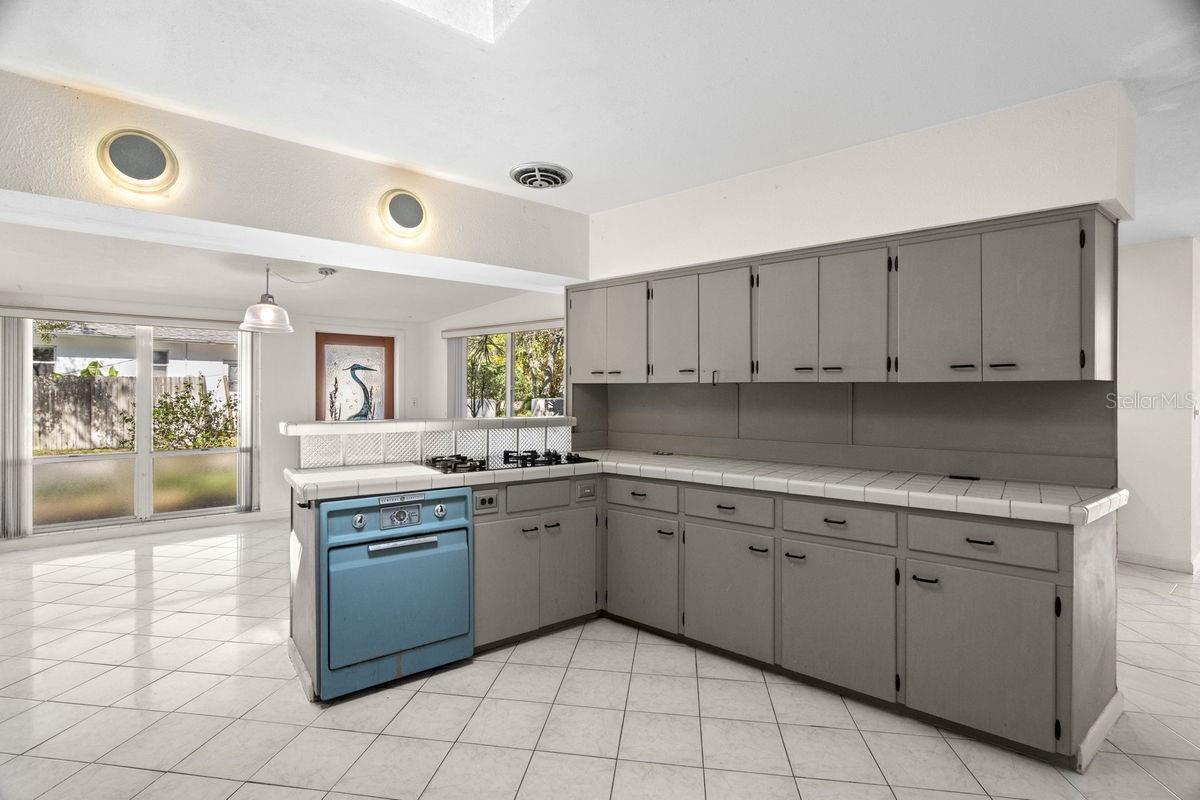 2034 NOLAN DR, DUNEDIN, FL, 34698