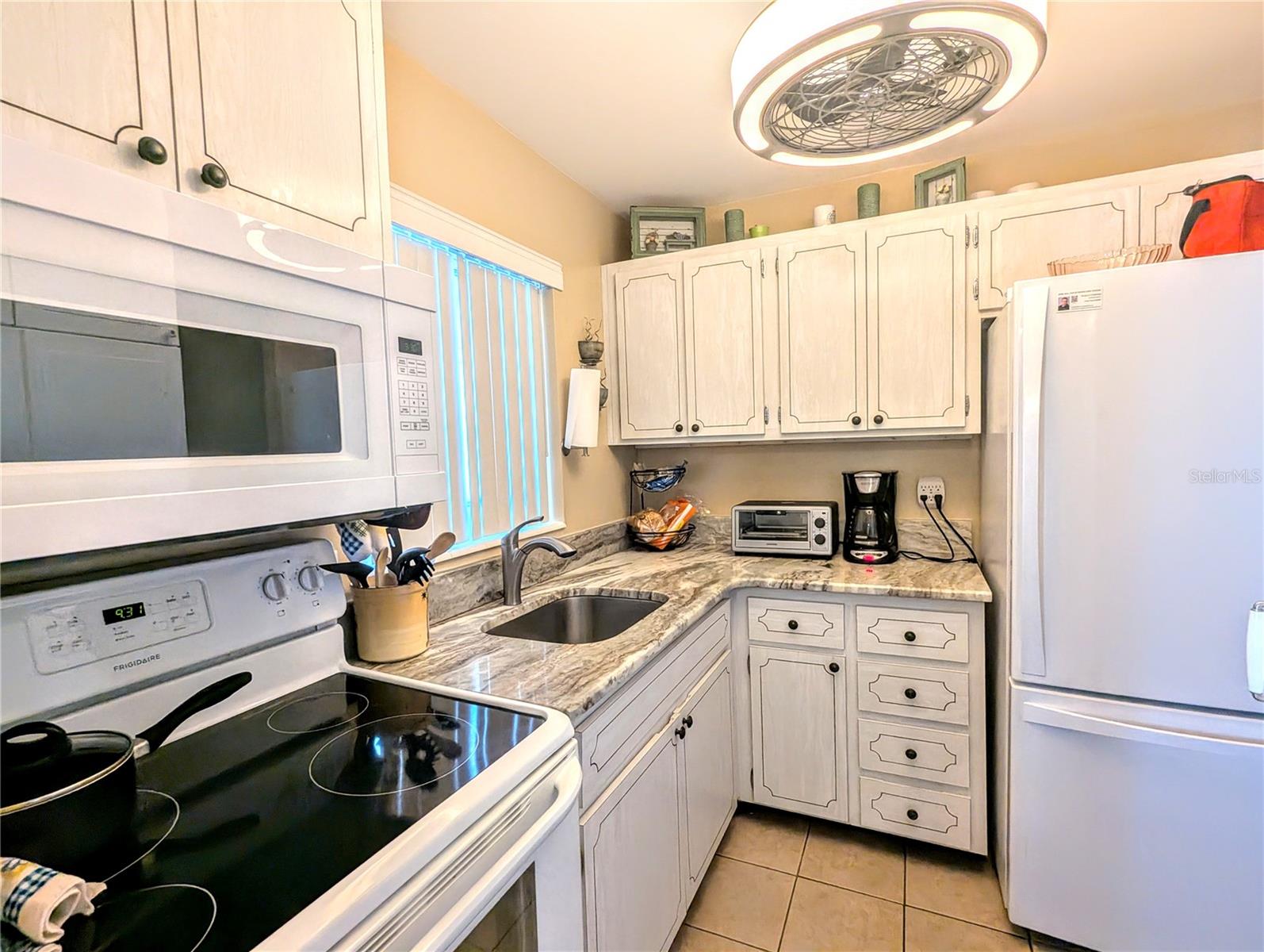 1578 PLEASANT RD #J33, BRADENTON, FL, 34207