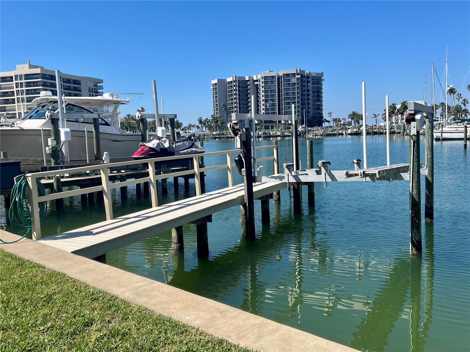 1616 SAND KEY ESTATES CT, CLEARWATER BEACH, FL, 33767